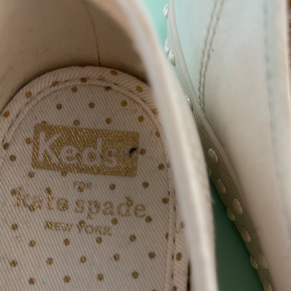 Kade Spade Keds satin and pearl BNWOT size 9US - Picture 2 of 10